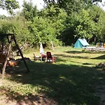 Мома Елена Tatil Evi Buynovtsŭ