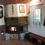 Мома Елена Tatil Evi Buynovtsŭ