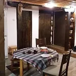 Мома Елена