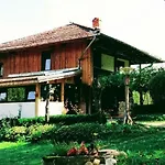 Мома Елена Tatil Evi Buynovtsŭ