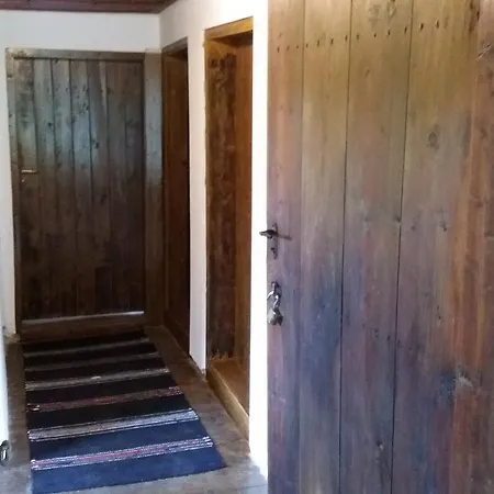 Ferienhaus Мома Елена Buynovtsŭ