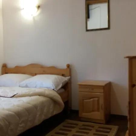 Ferienhaus Мома Елена Buynovtsŭ