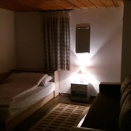 Ferienhaus Мома Елена Buynovtsŭ