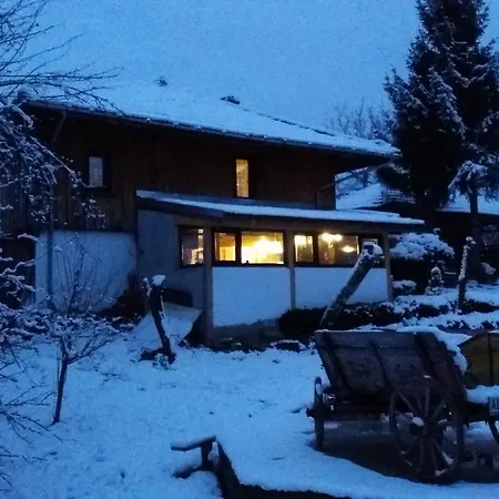 Ferienhaus Мома Елена Buynovtsŭ